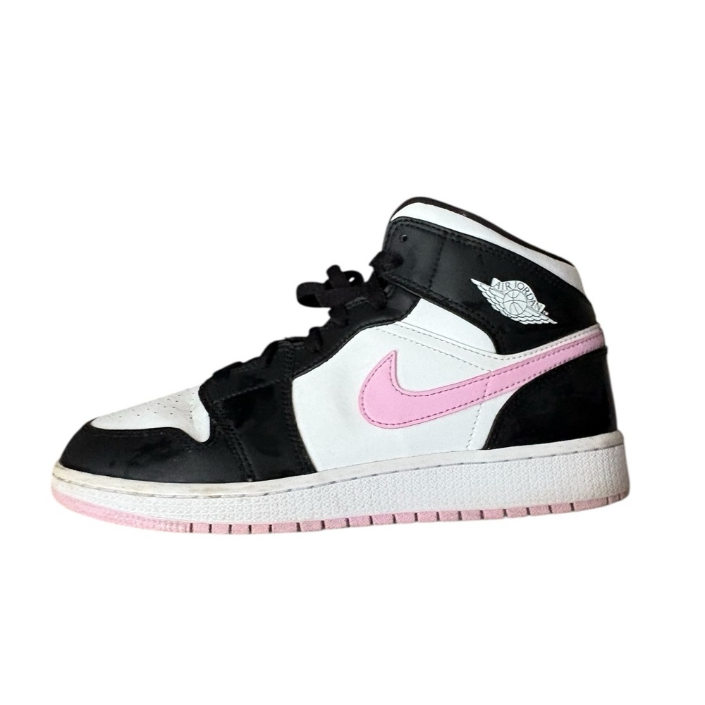 Nike Air Jordan 1 Mid GS White Light Arctic Pink 555112-103 Size US 7Y =8.5 W